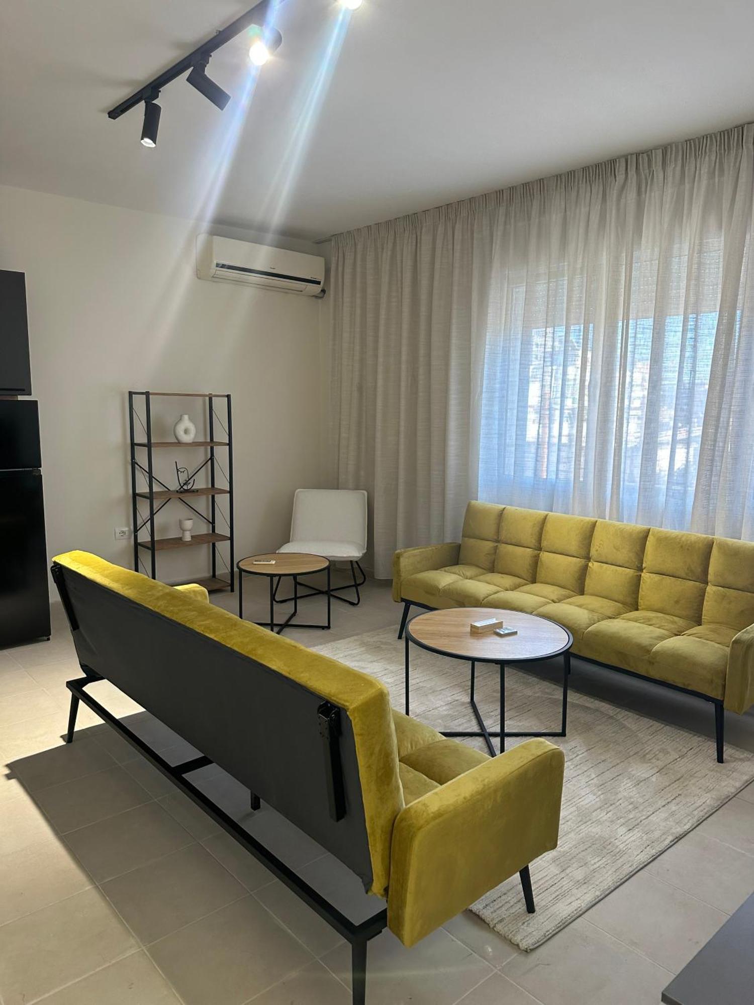 New Bazar - 2 Rooms Apartment Tirana Eksteriør billede